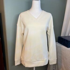 NWT Marc New York Andre Marc Sz Small Cream V-Neck Long Sleeve Pullover Sweater